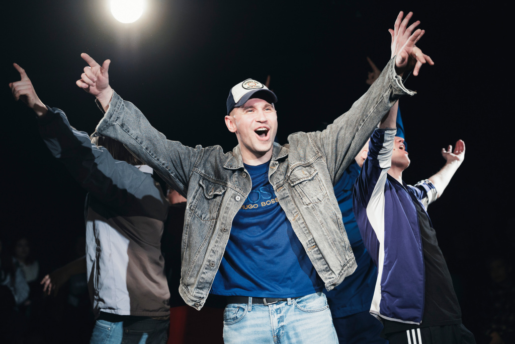 Спектакль Квадрат_фото Плохого театра.jpg